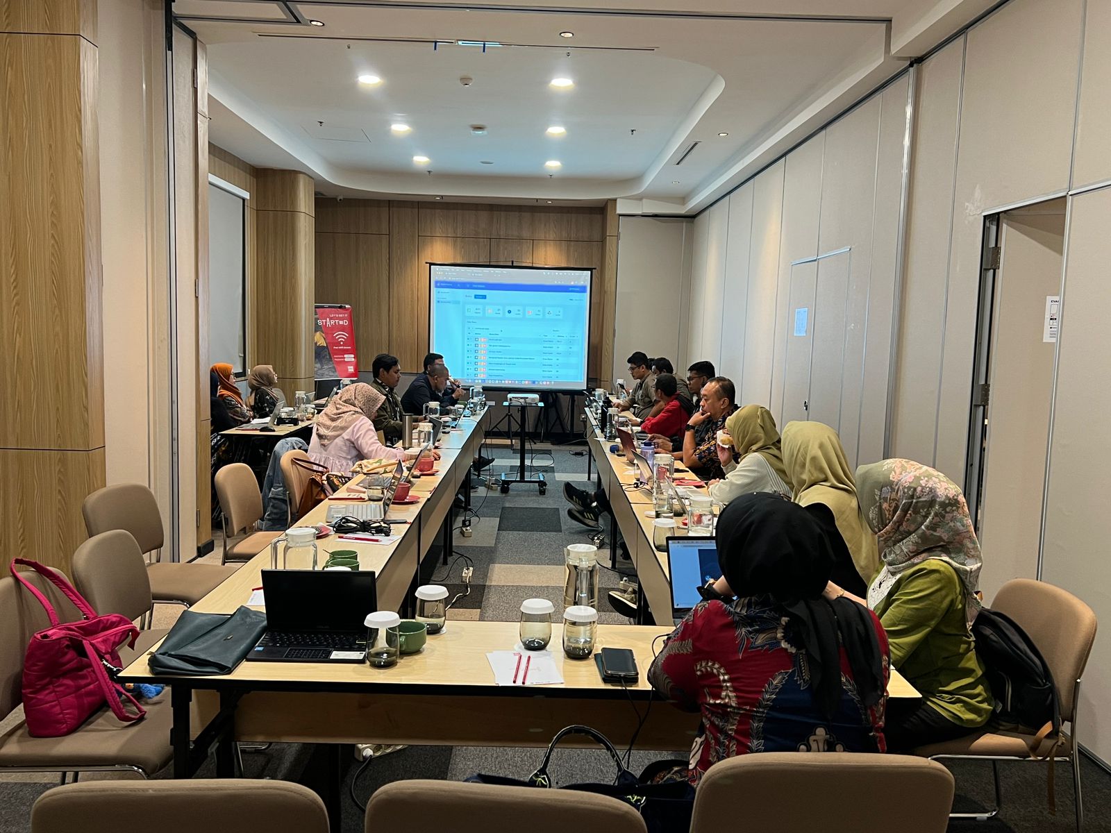 Pemaparan dan Sosialisasi Sistem Informasi Buku Digital