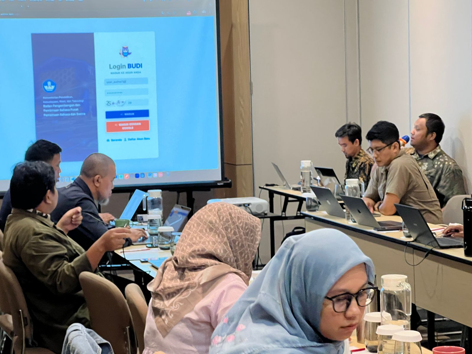 Pemaparan dan Sosialisasi Sistem Informasi Buku Digital